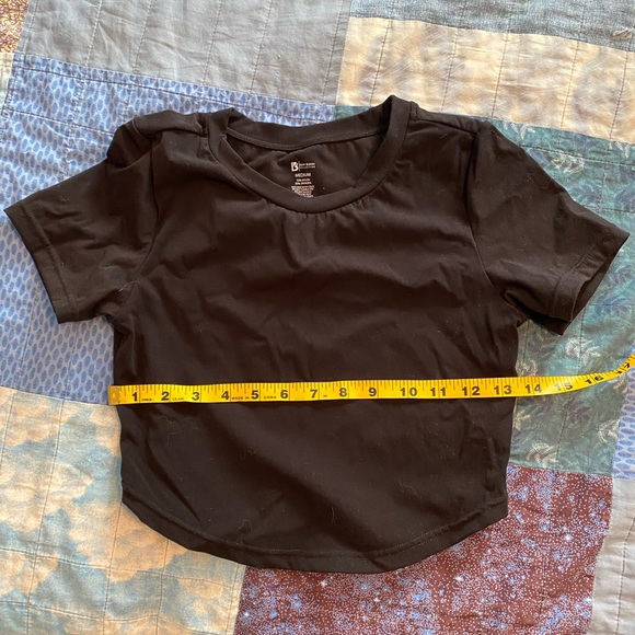 Buffbunny crop top - Picture 3 of 5